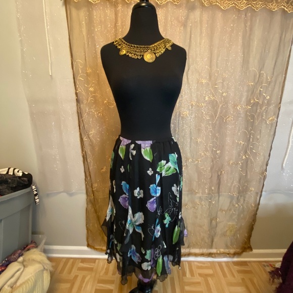 M Medium Vintage 100% Silk Floral Skirt - Picture 5 of 7